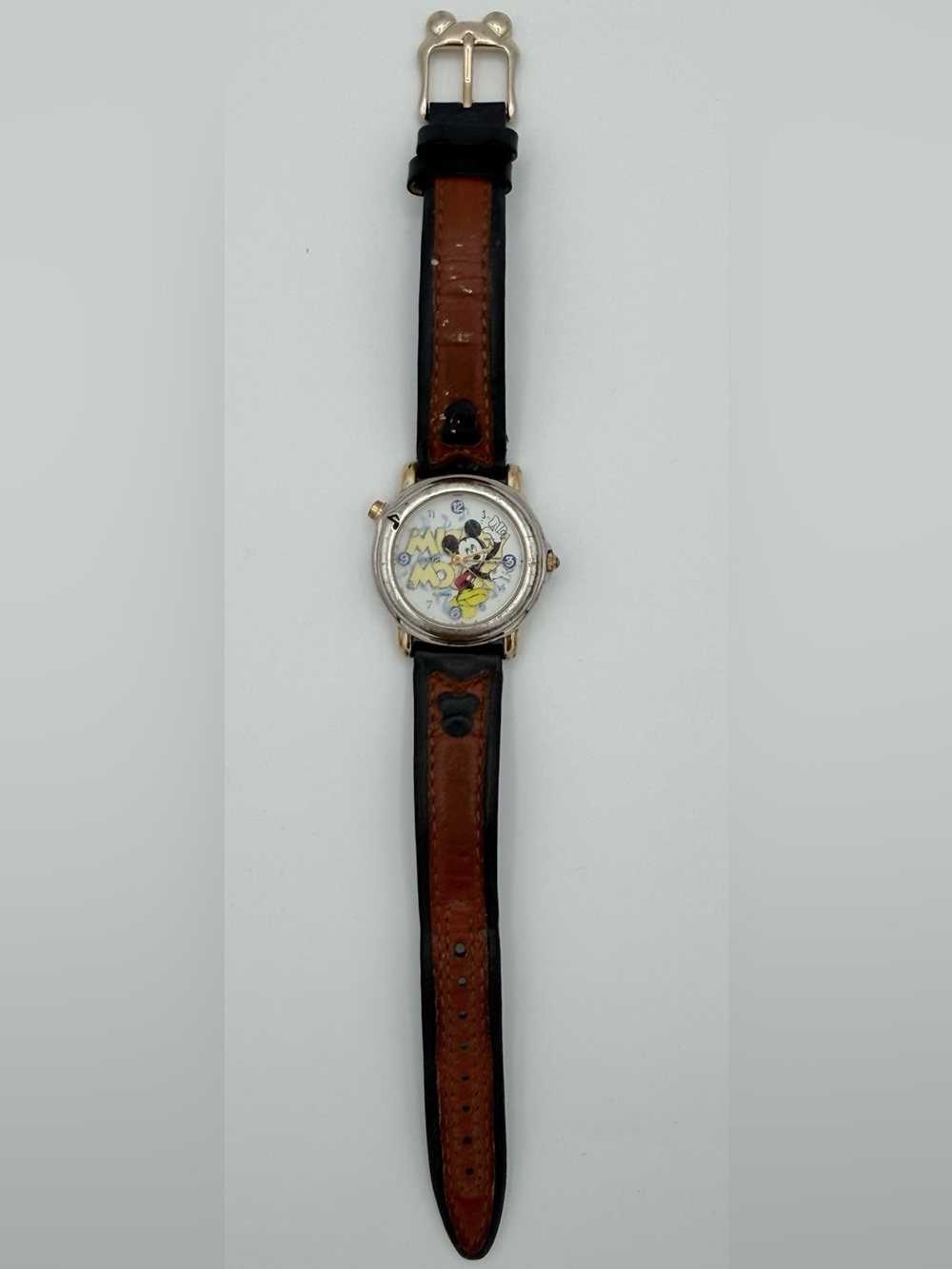 RARE Vintage Disney Mickey Mouse Lorus Watch V522-X001 - TIME WORKS / NO MELODY